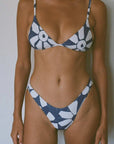 Zulu and Zephyr Geo Flower Curve Brief