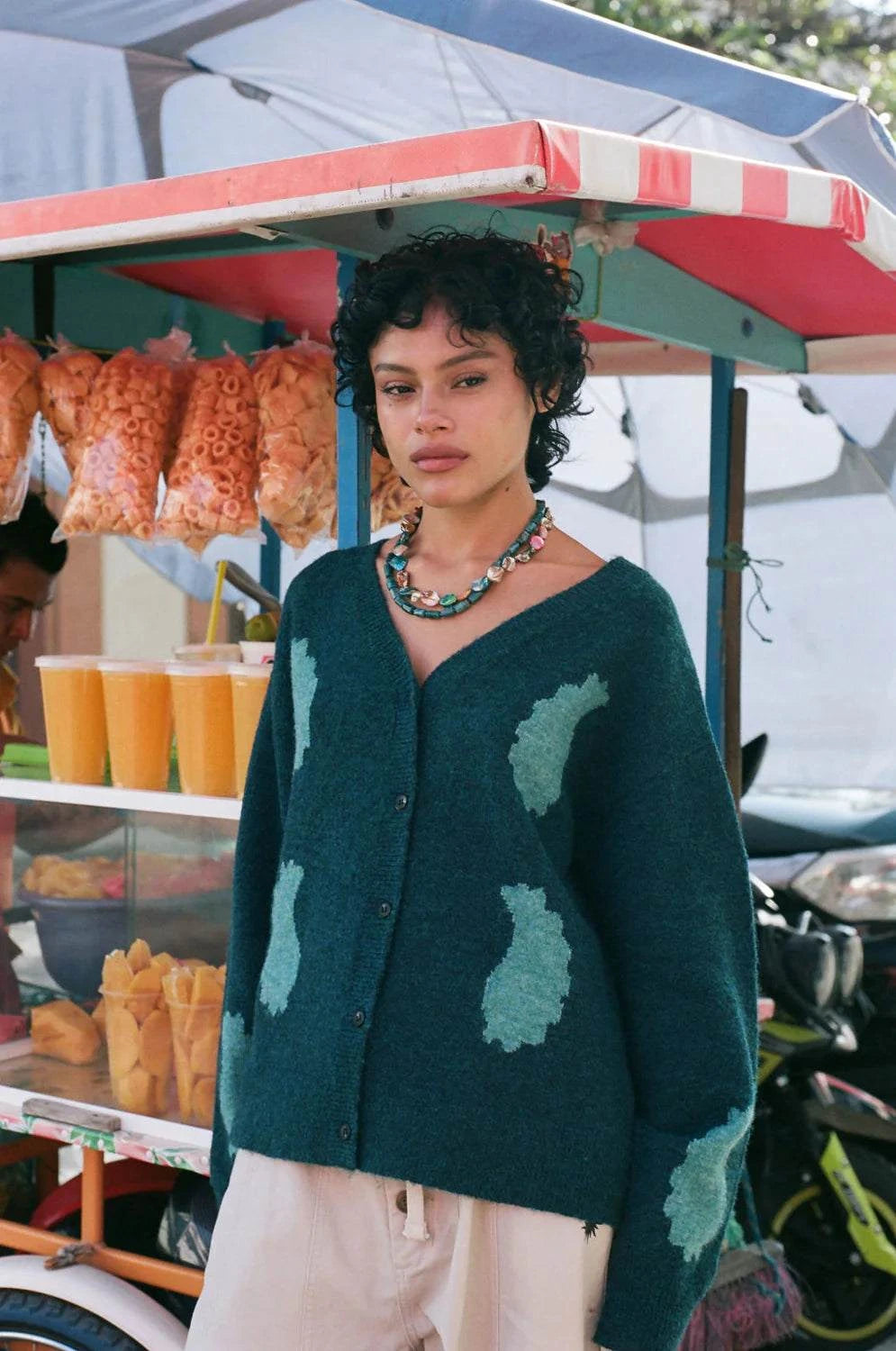Kinga Csilla Mare Nota Cardi