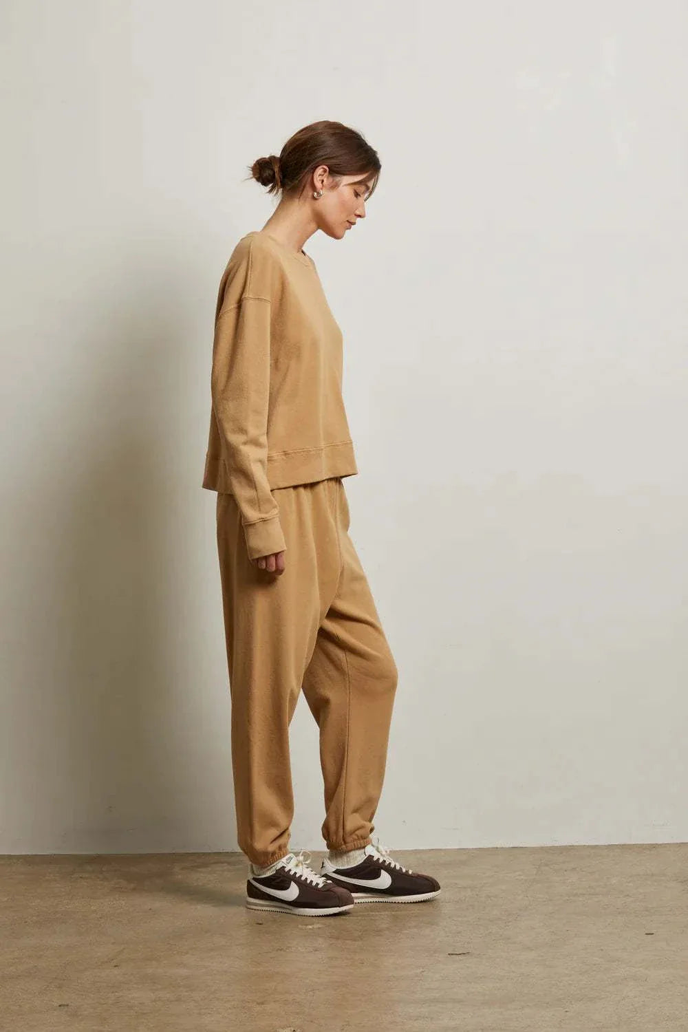 Perfectwhitetee Johnny French Terry Easy Sweatpant Suede