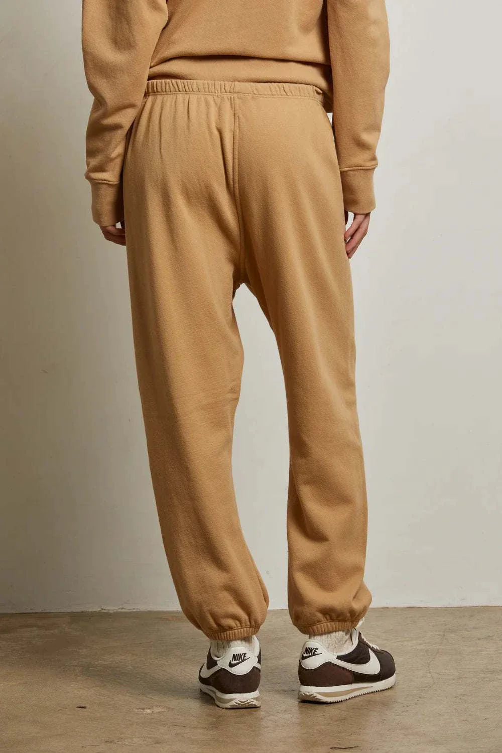 Perfectwhitetee Johnny French Terry Easy Sweatpant Suede