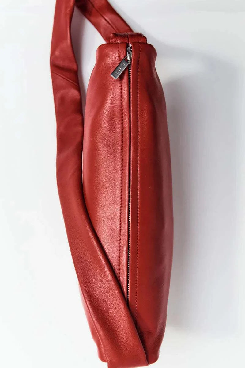St Agni Soft Crescent Bag Rosso