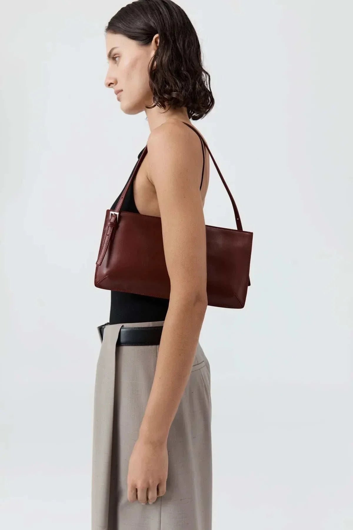 St Agni 90s Belt Bag Mahogany