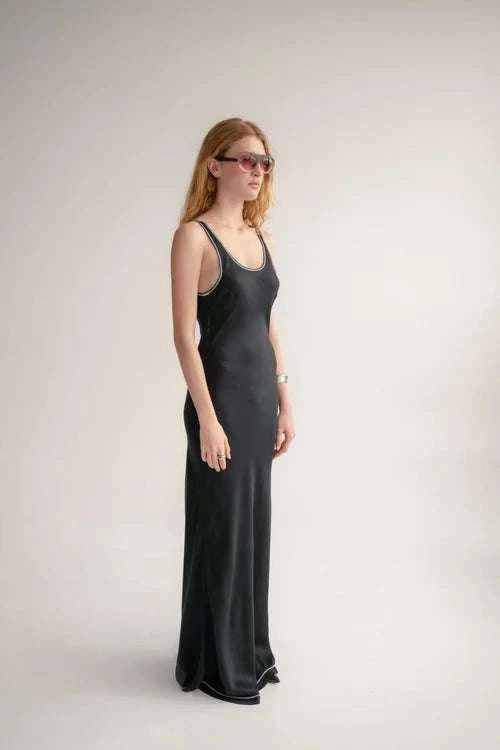 Wnsdy The Ella Dress Black