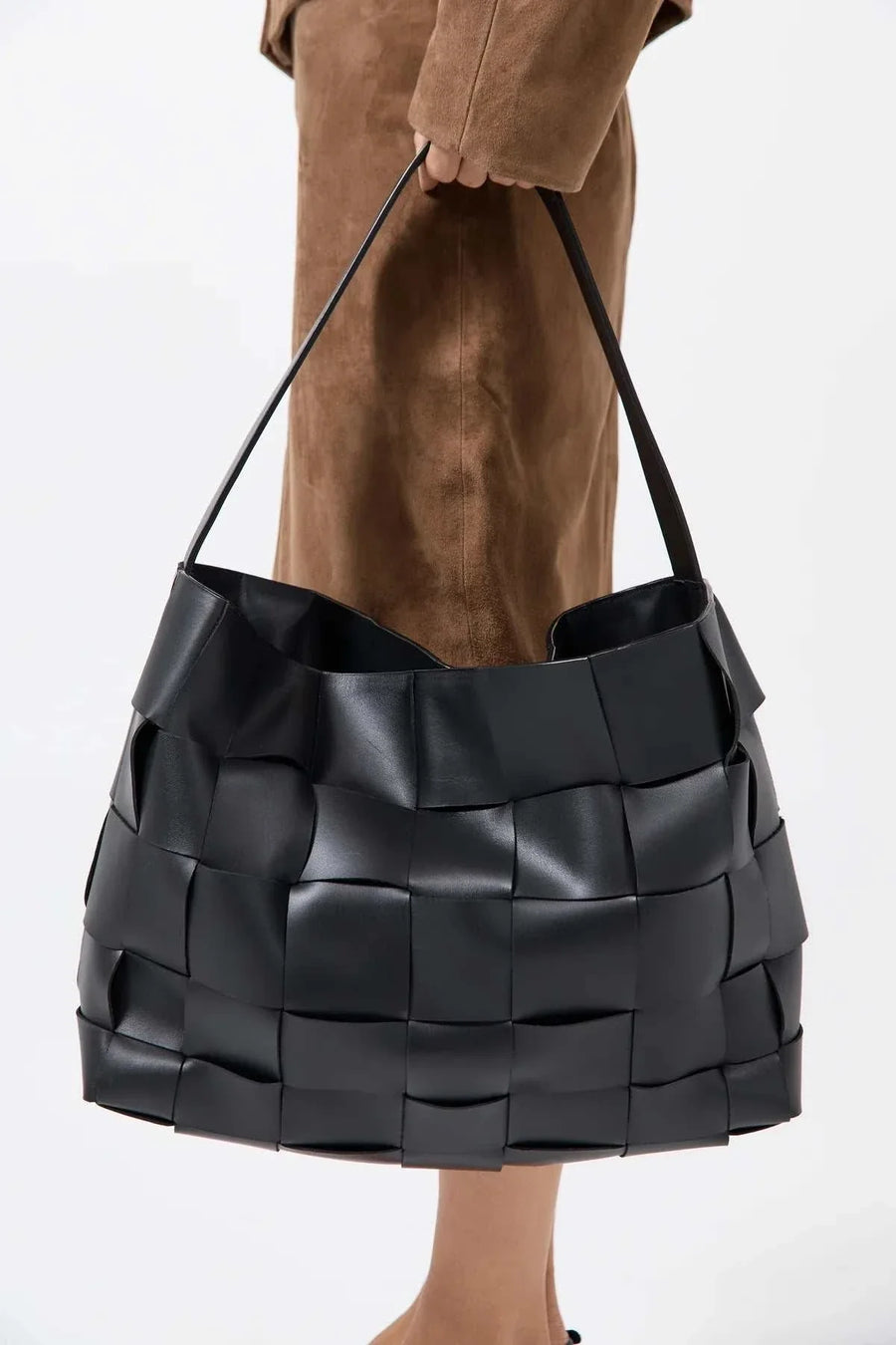 St Agni Woven Large Tote Black