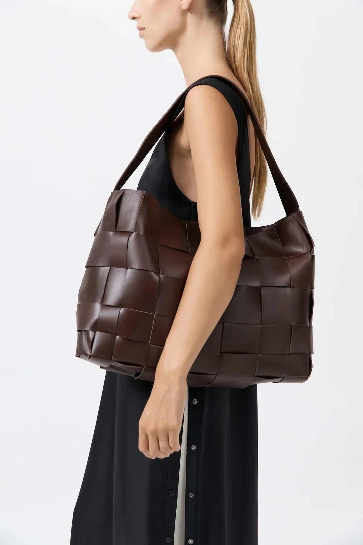 St Agni Woven Large Tote Chocolate