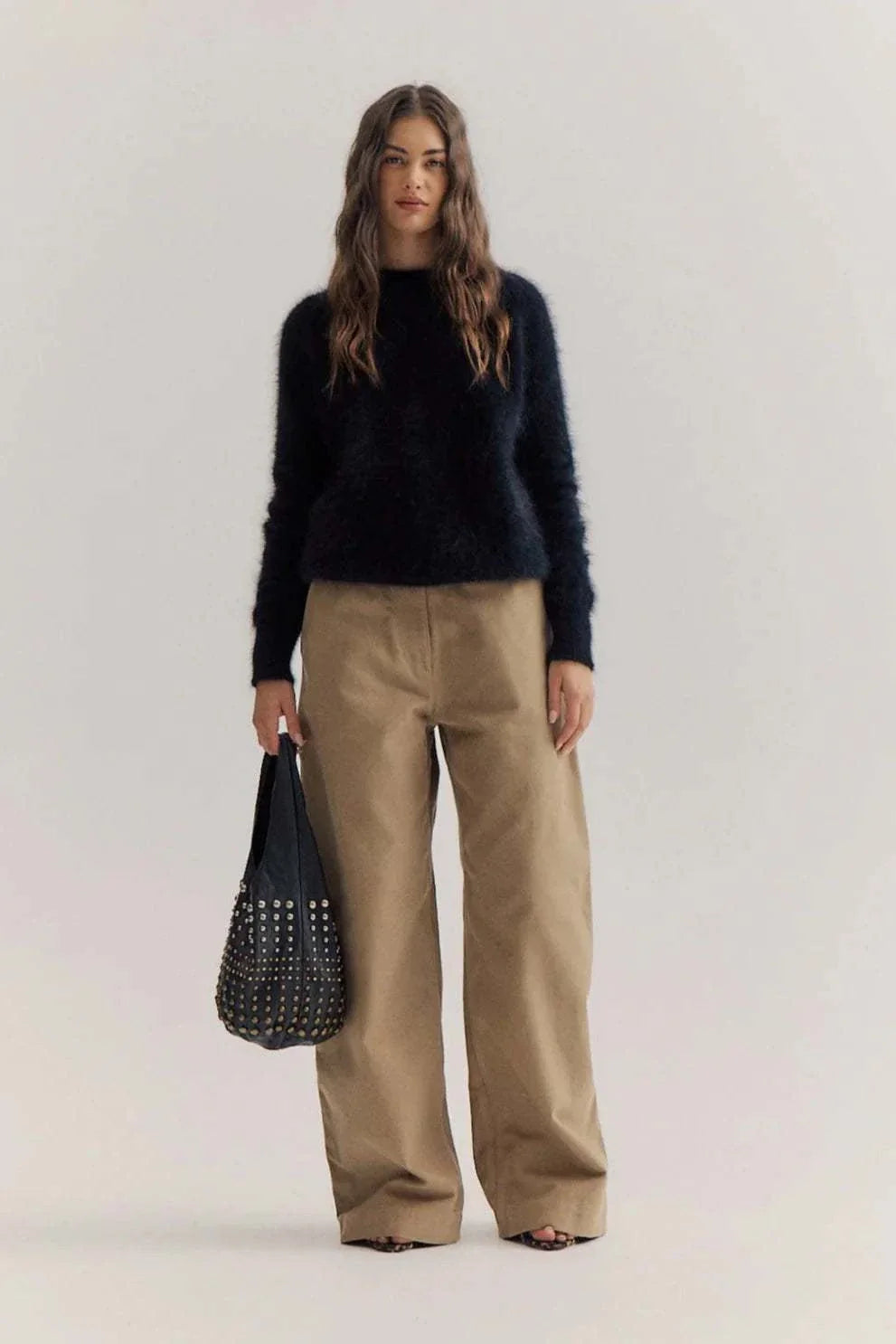 World of Nomads Adele Cashmere Crew Neck Knit Black