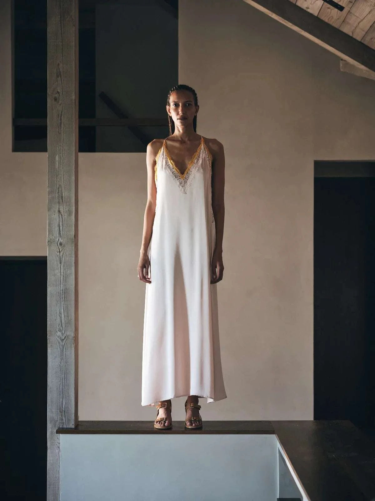 Rabens Saloner Chefira Dres Light Rose