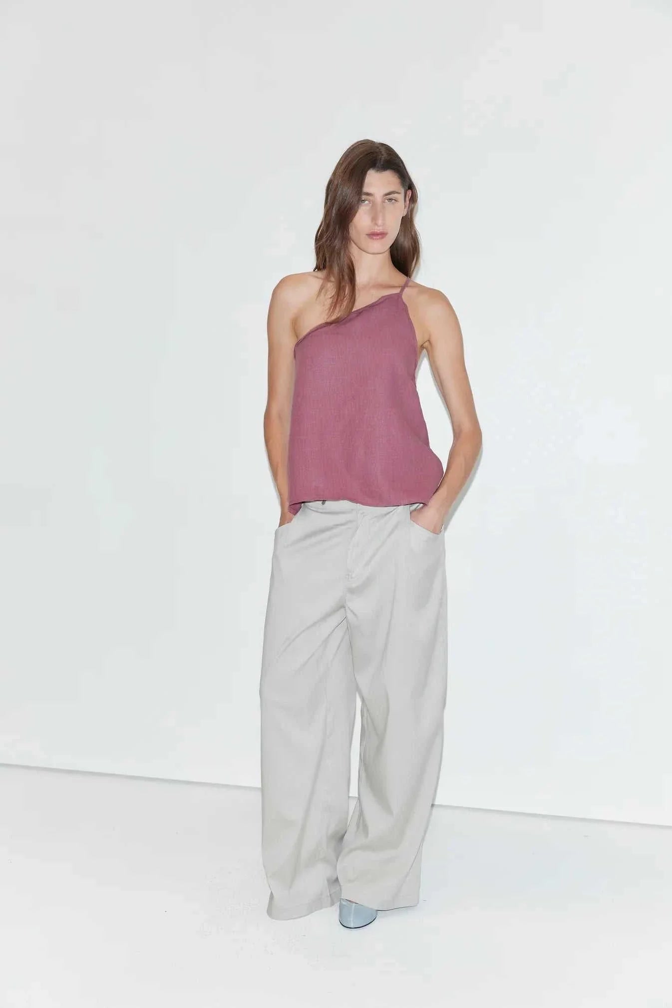 Deiji Studios Half Halter Brick