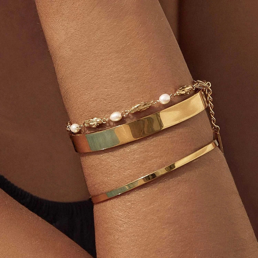 Arms of Eve Mimi Pearl and Gold Bracelet