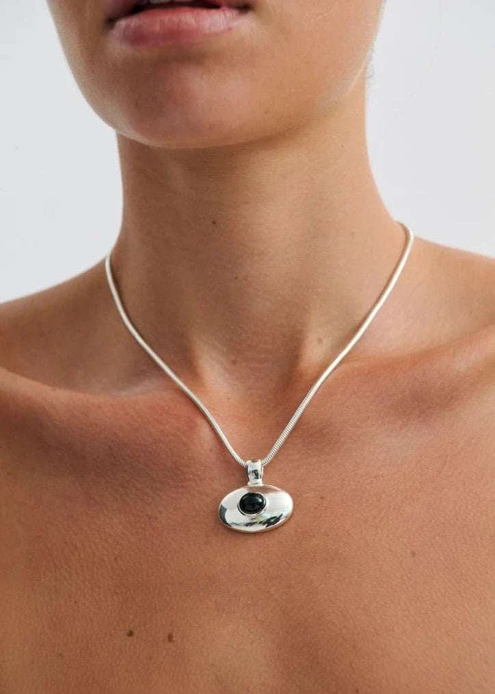 Anna Rossi Ada Pendant Necklace Rhodium Silver Black