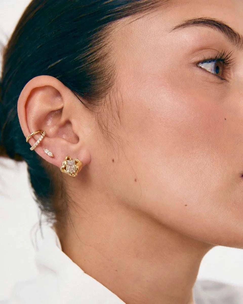 De Sur Molten Frame Earrings Gold