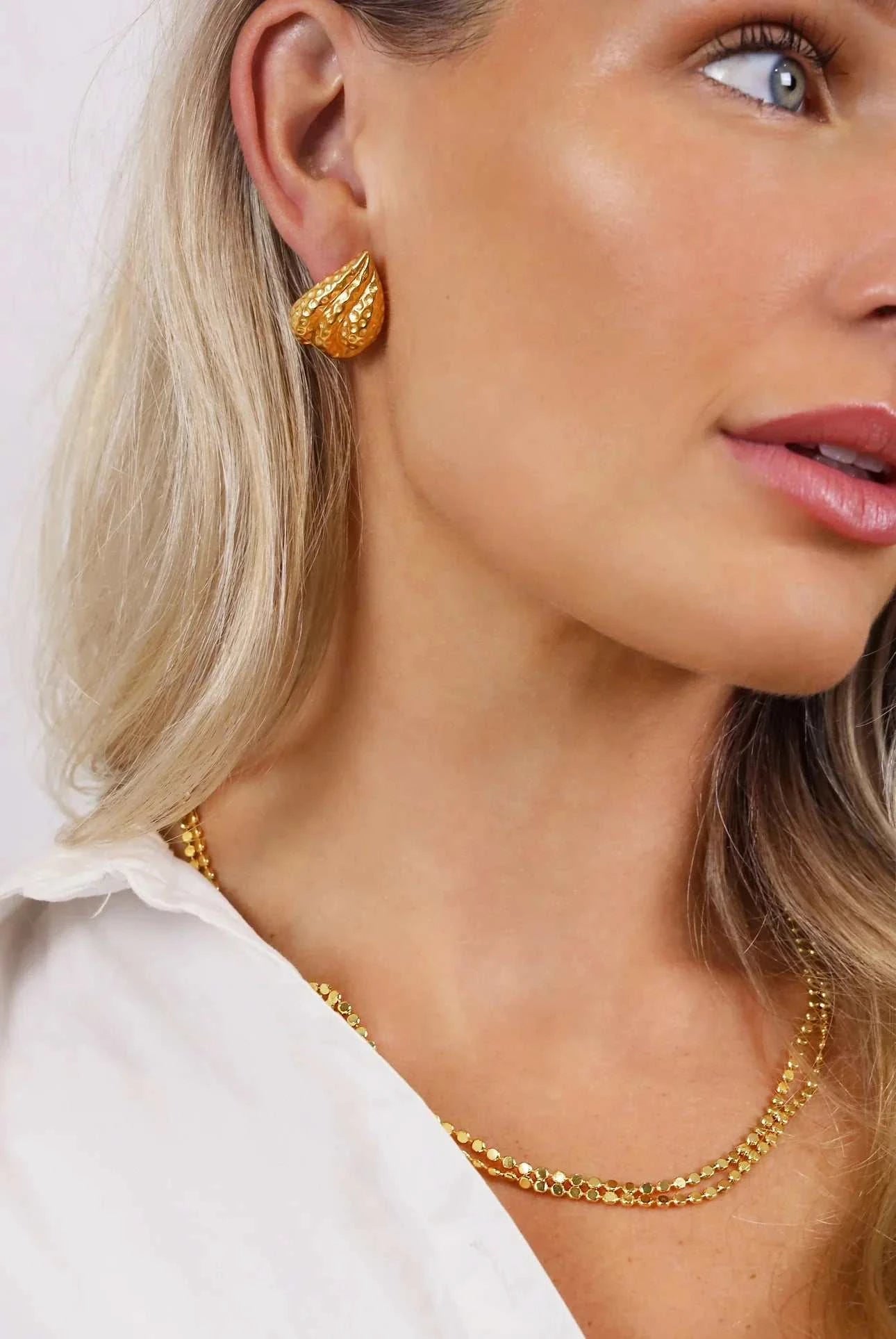 Indigo and Wolfe Lust Earrings
