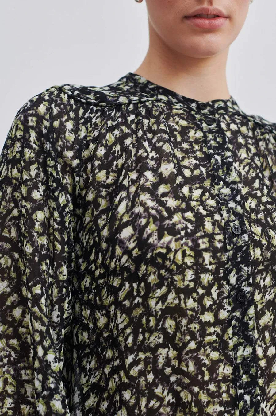 Female Ayali Shirt Black