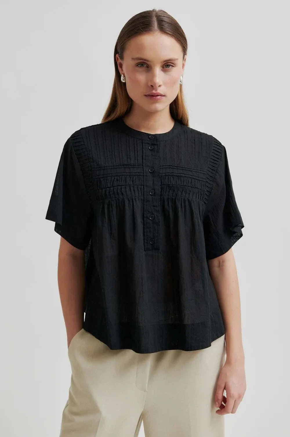 Second Female Maise Short Sleeve Blouse Black