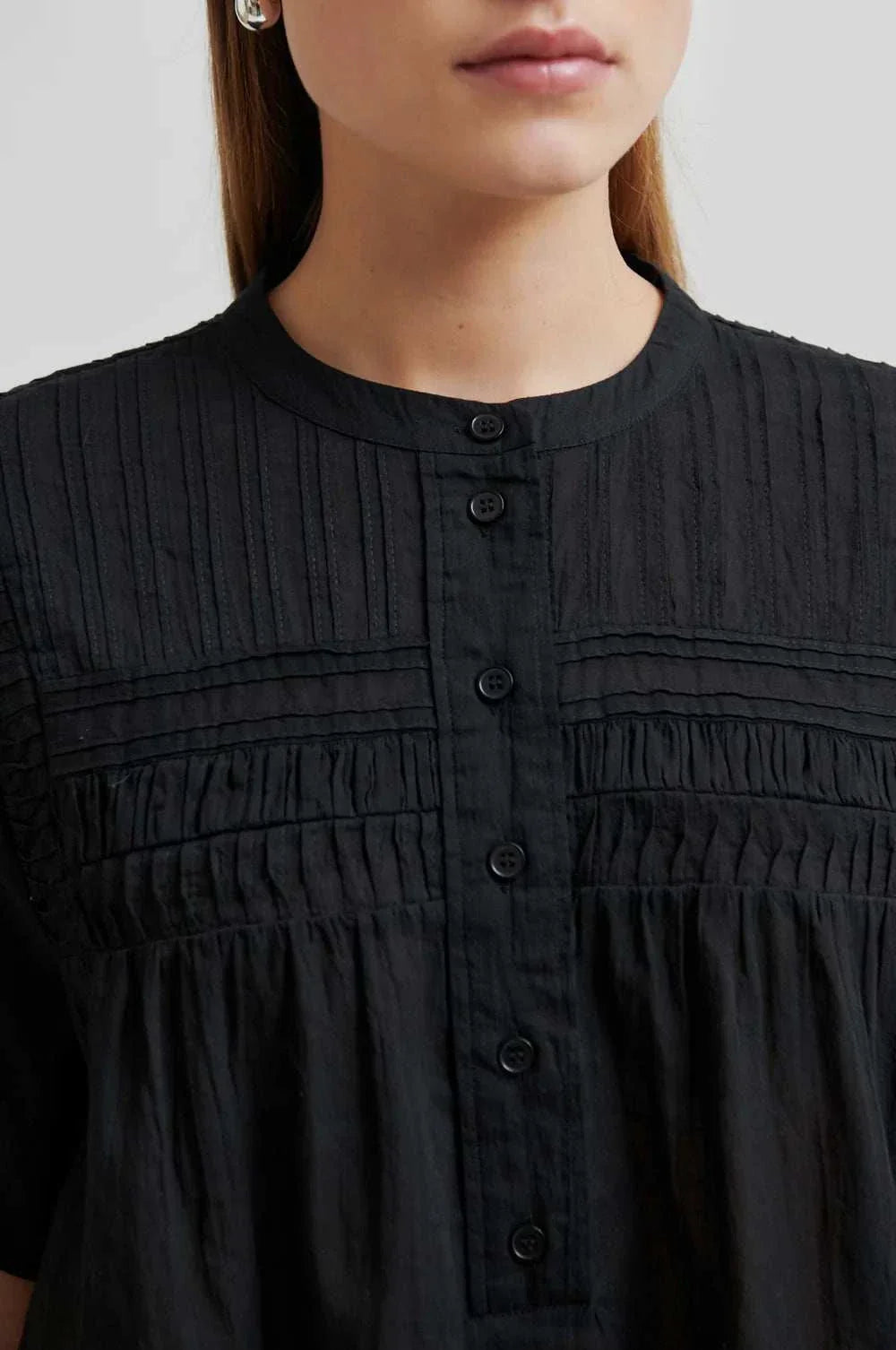 Second Female Maise Short Sleeve Blouse Black