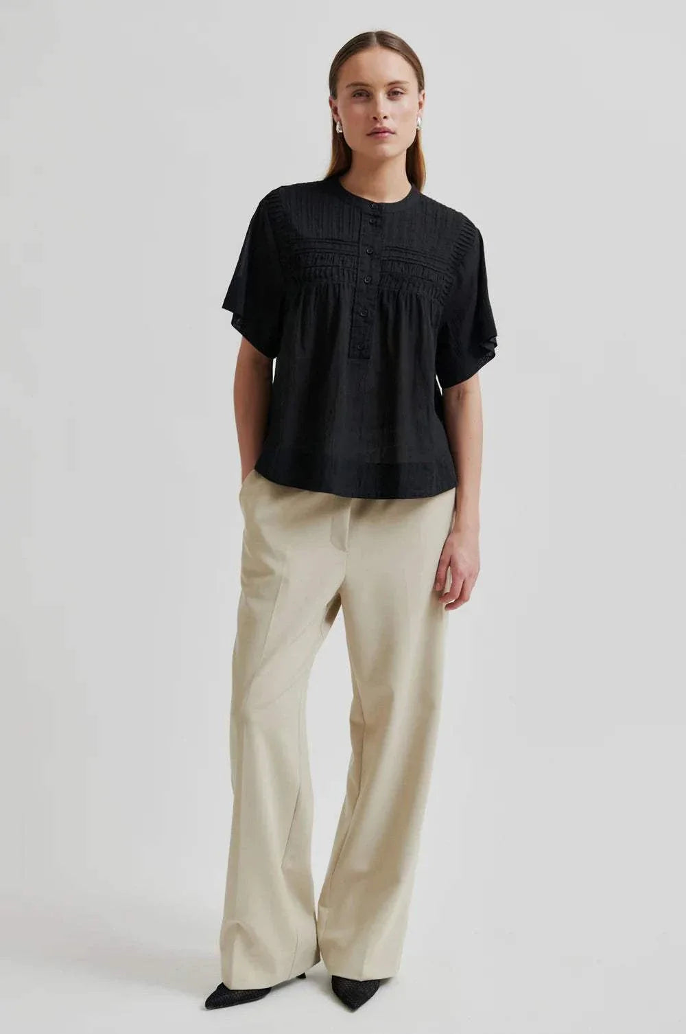 Second Female Maise Short Sleeve Blouse Black