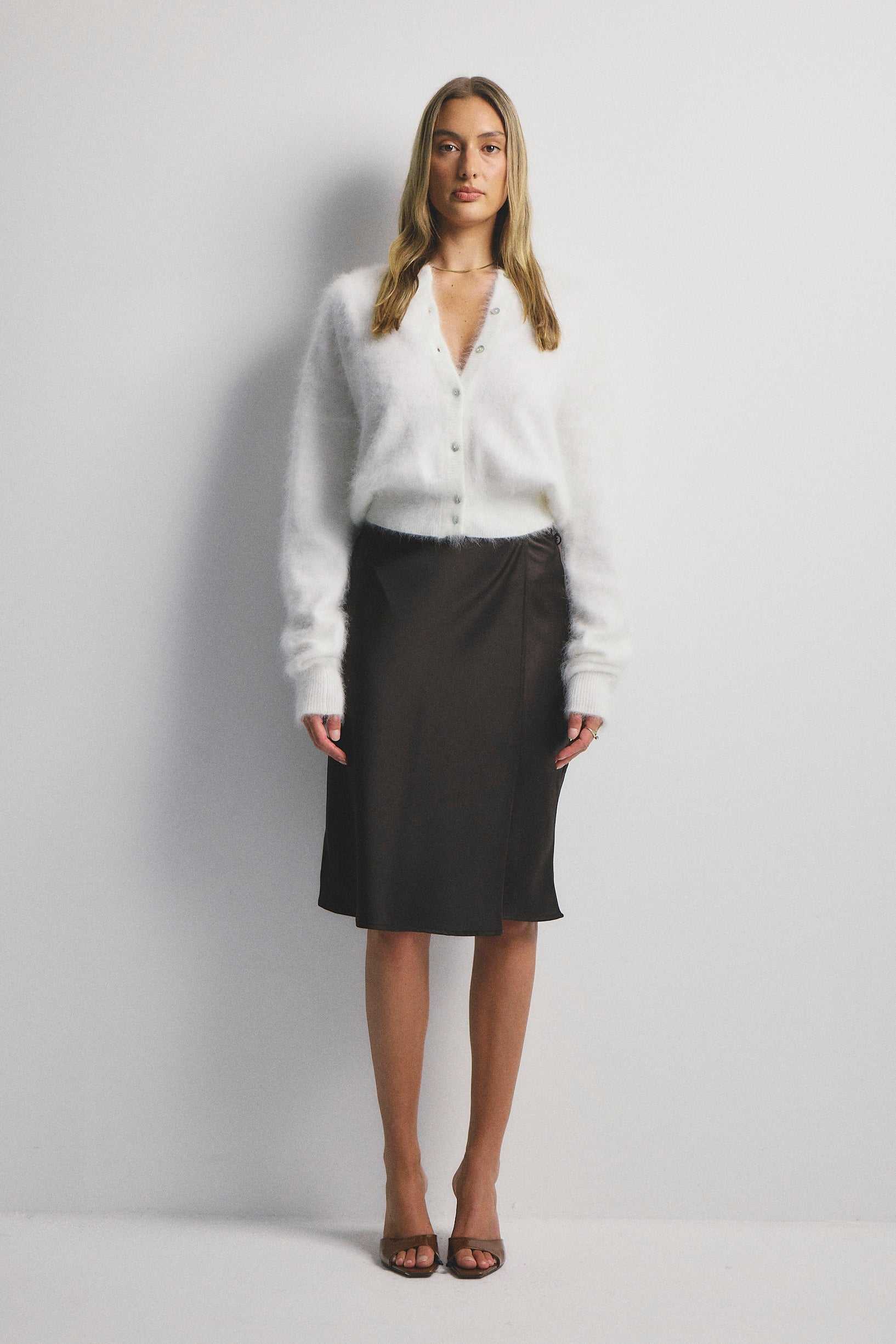 World Of Nomads Frankie Cashmere Crew Neck Cardigan Snow