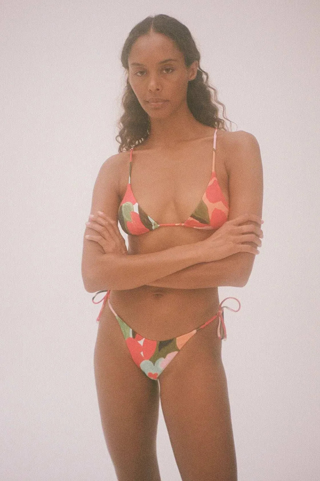 Zulu and Zephyr Retro Tie Red Floral