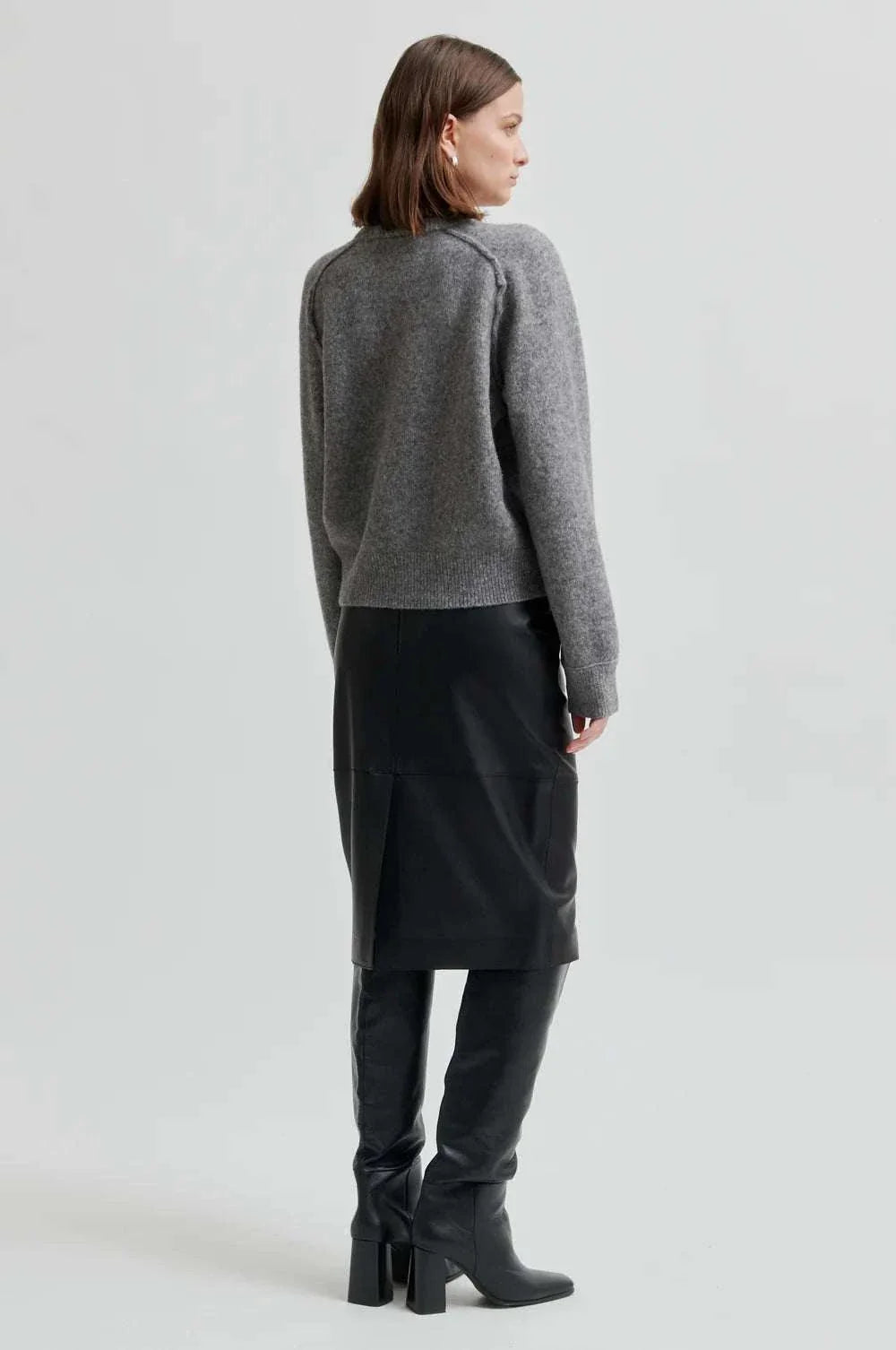 Second Female Banja Knit Raglan Carbon Grey