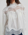 Second Female Tria Blouse Tofu