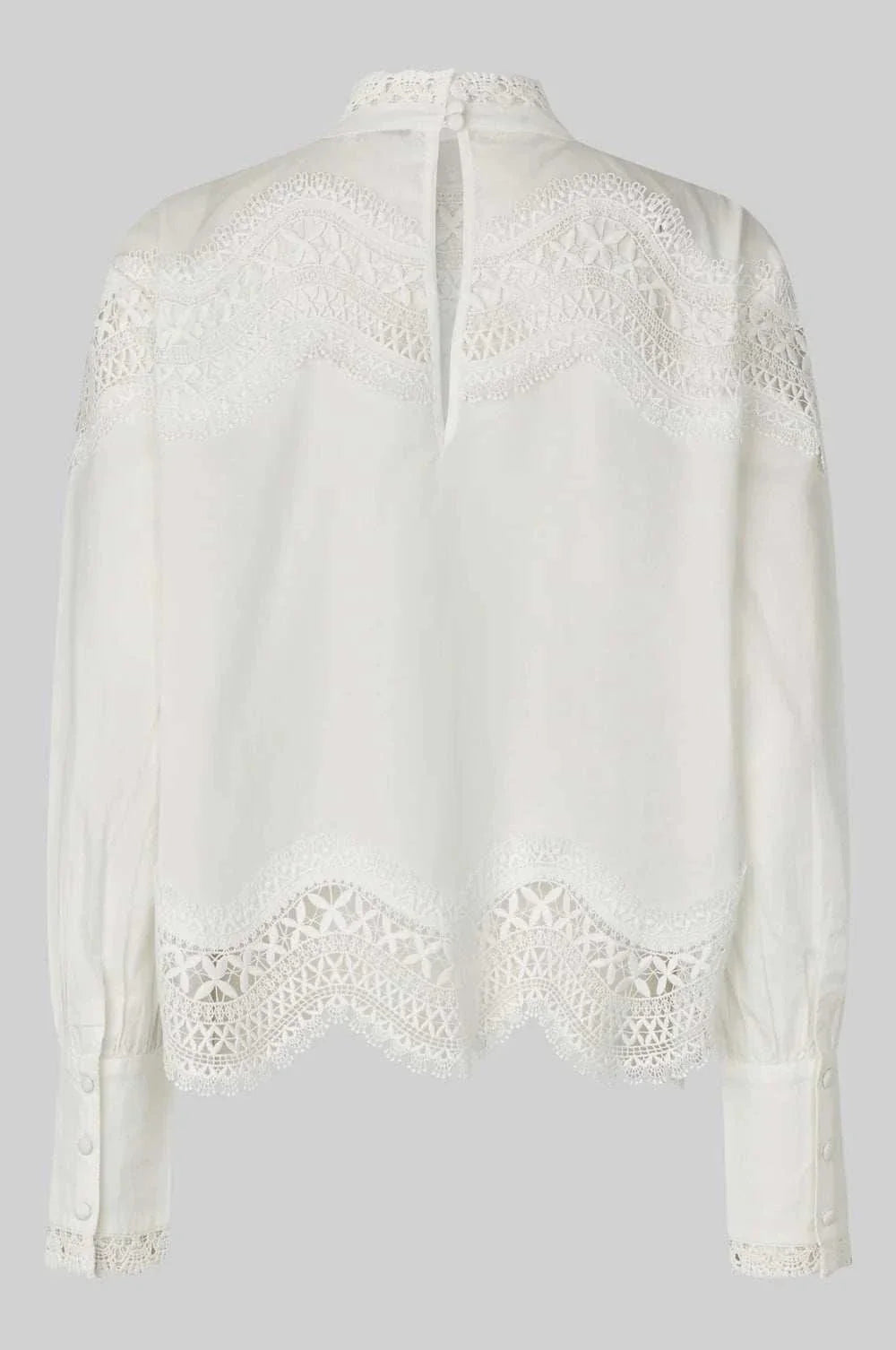 Second Female Tria Blouse Tofu