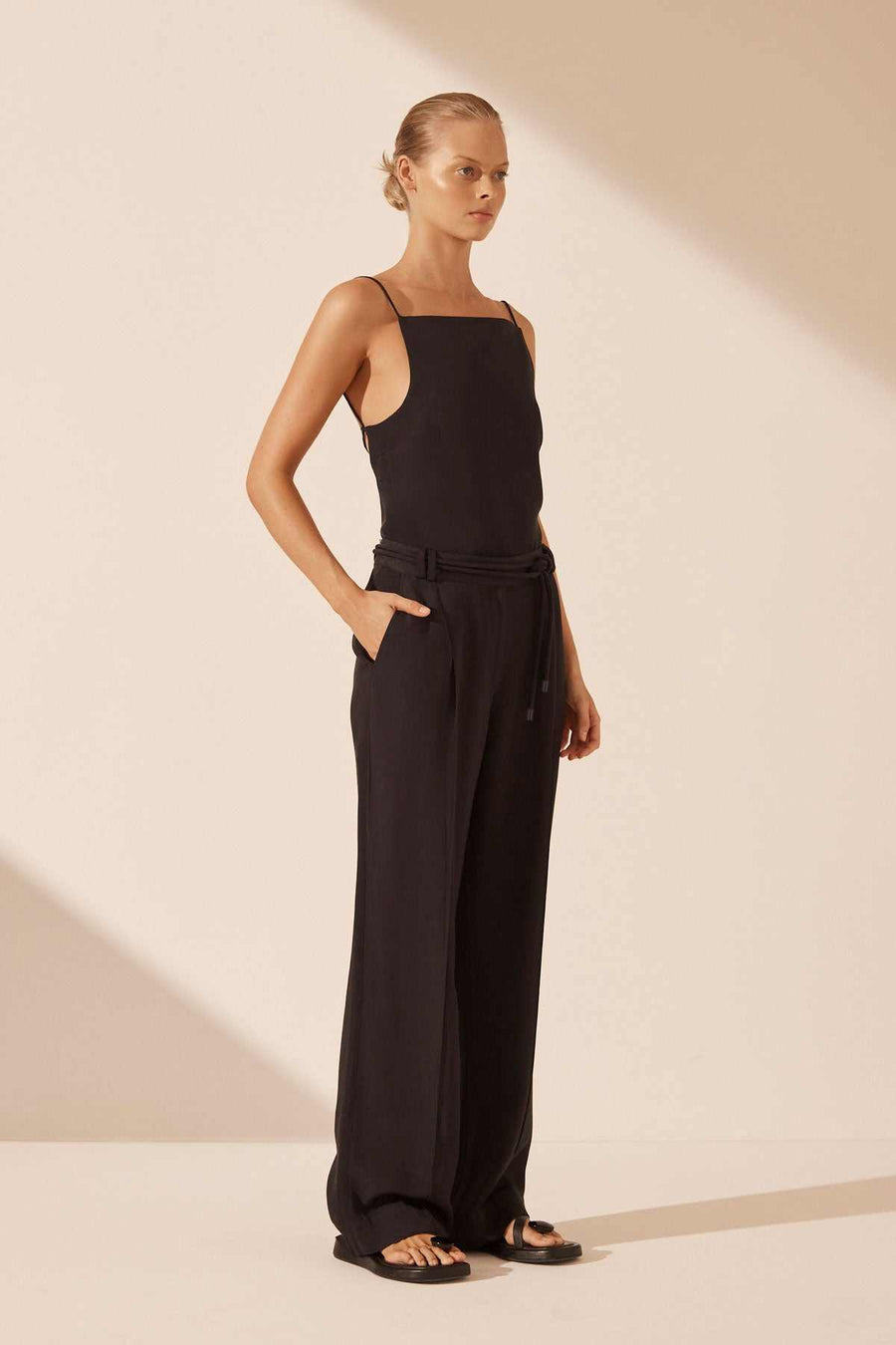 Shona Joy Vento Mid Rise Pant Black