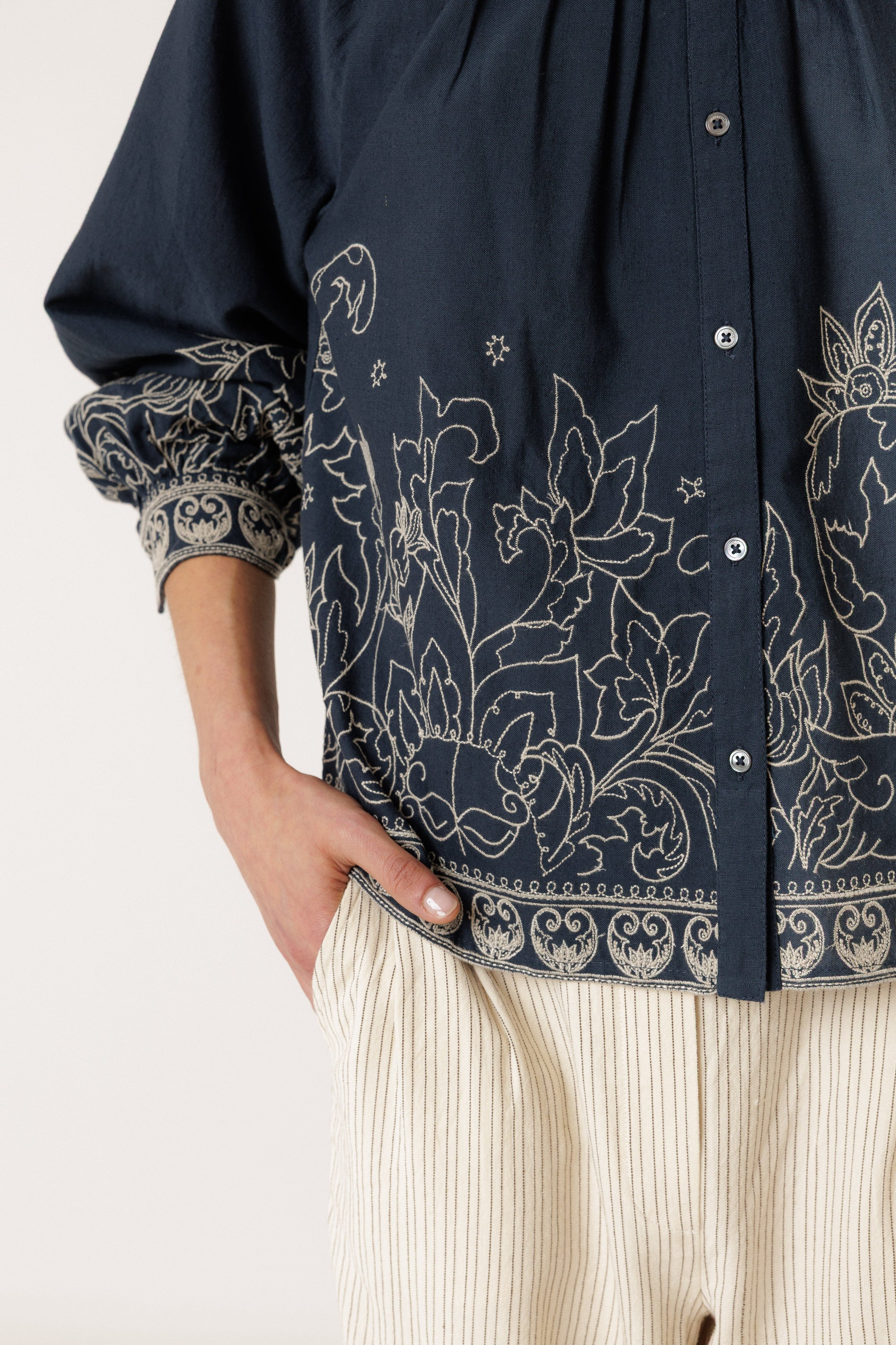 Indi and Cold Camisa 603 Marino