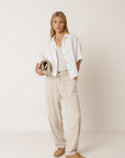 Indi and Cold Camisa Marfil Crop Linen Shirt