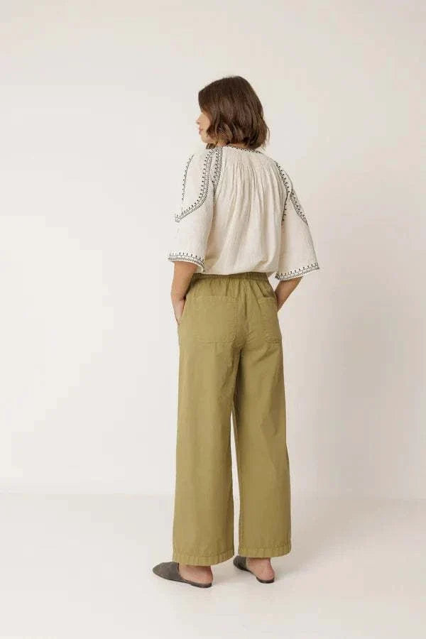 Indi and Cold Pantalon 701 Manzana