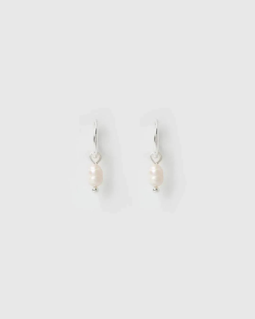 Arms of Eve Cordelia Pearl Earrings Silver