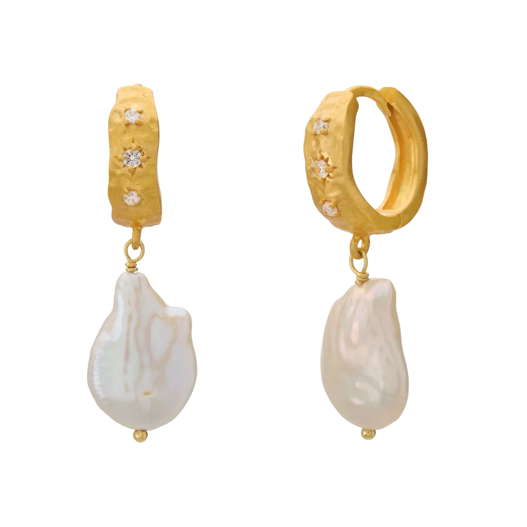 Murkani Cosmic Love Medium Earring with Pearl Gold