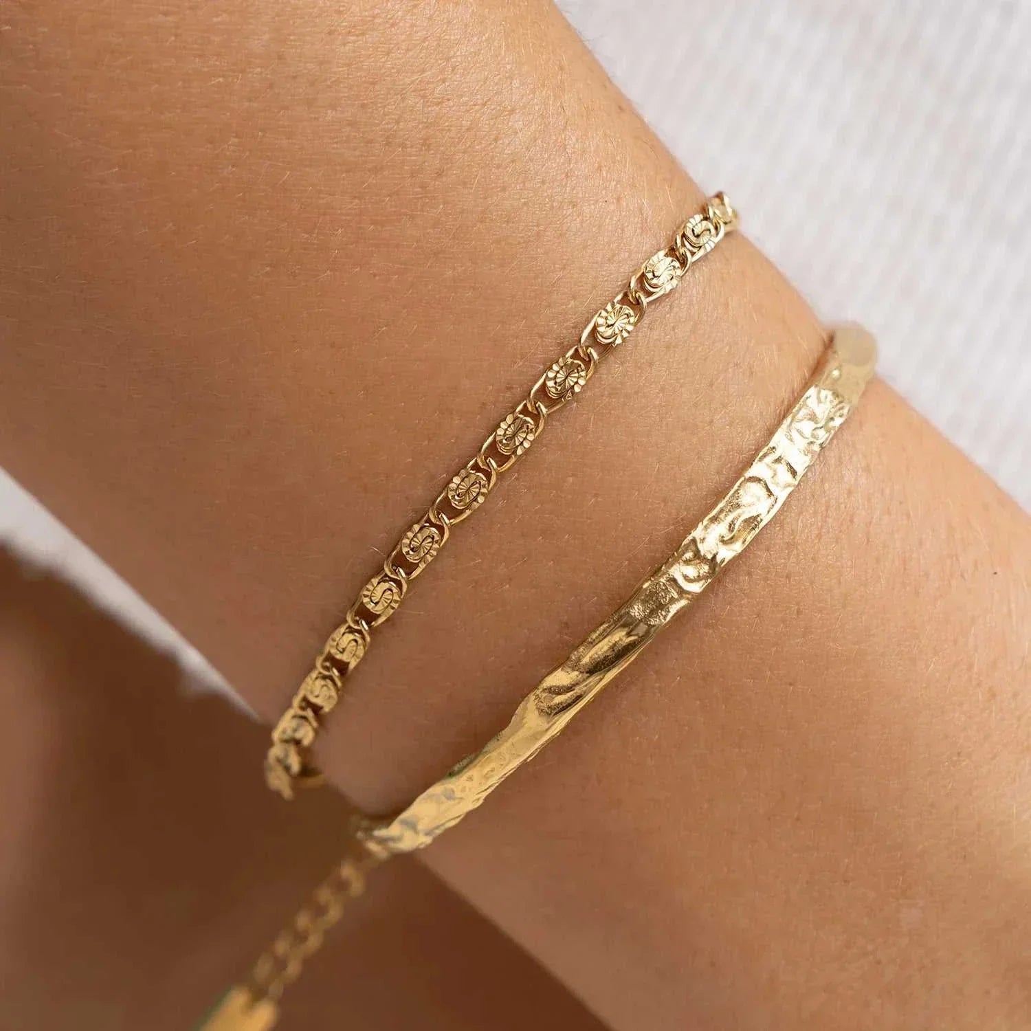 Arms Of Eve Dragon Gold Chain Bracelet