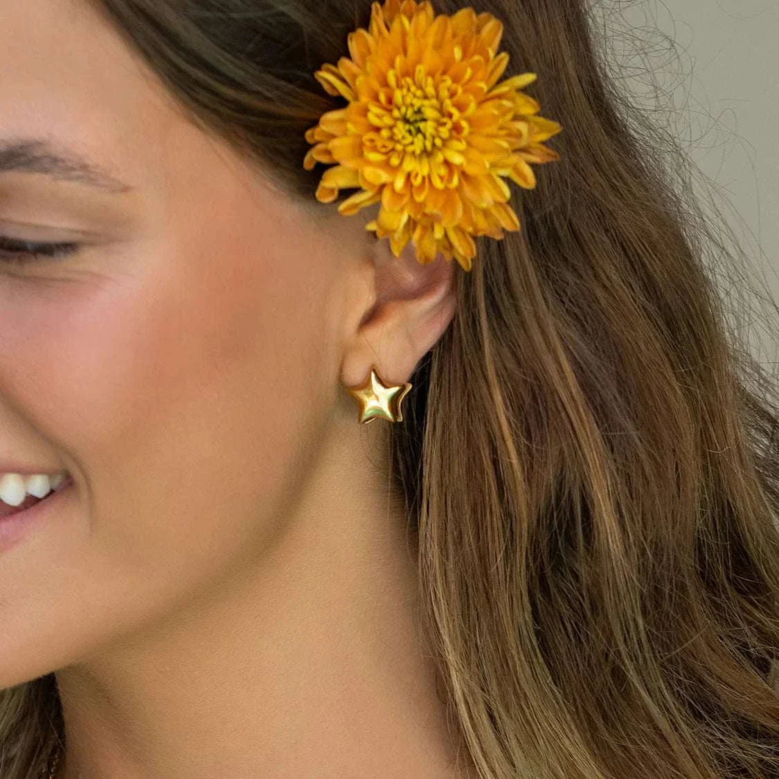 Arms of Eve Star Struck Gold Earrings