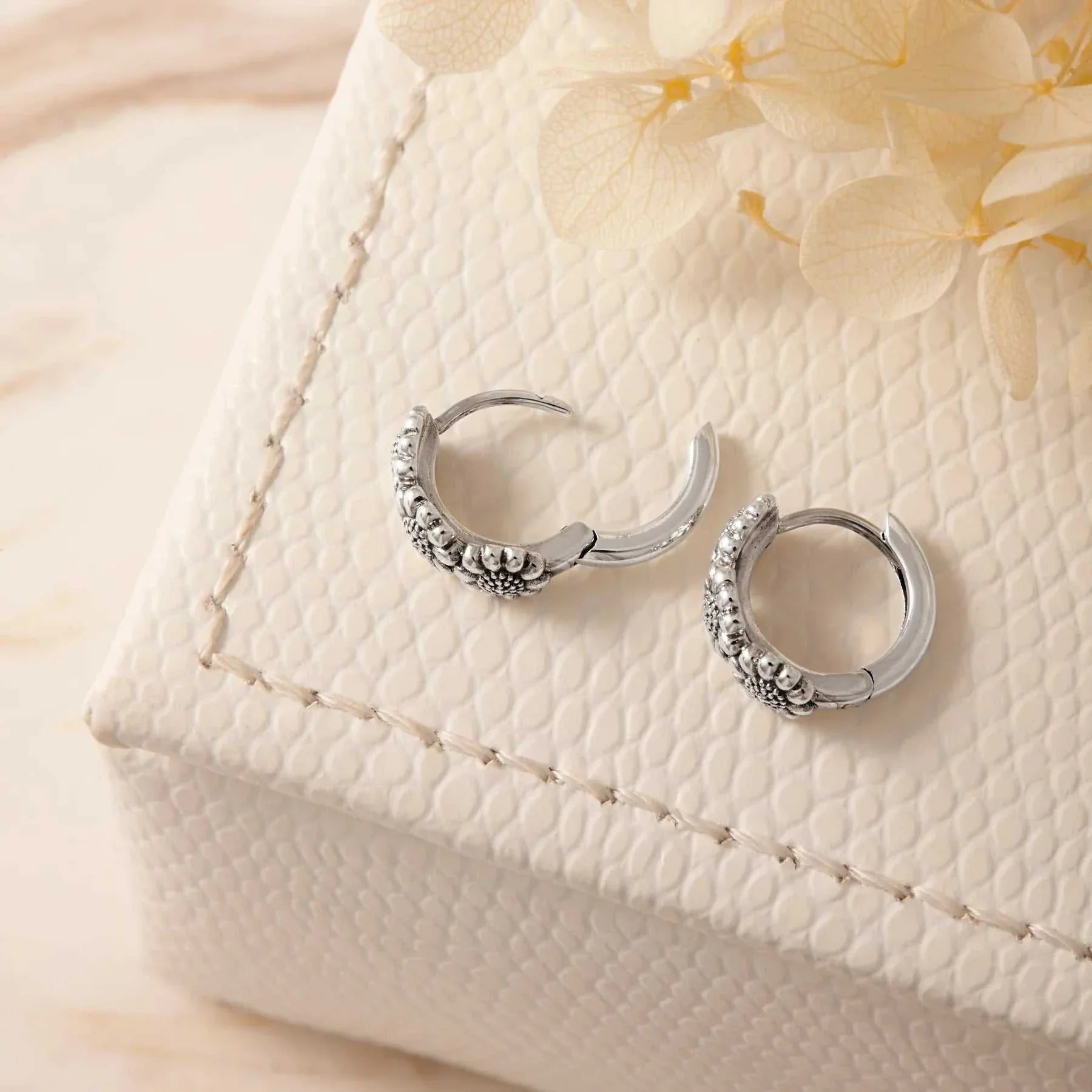 Midsummer Star Sunflower Huggies Silver