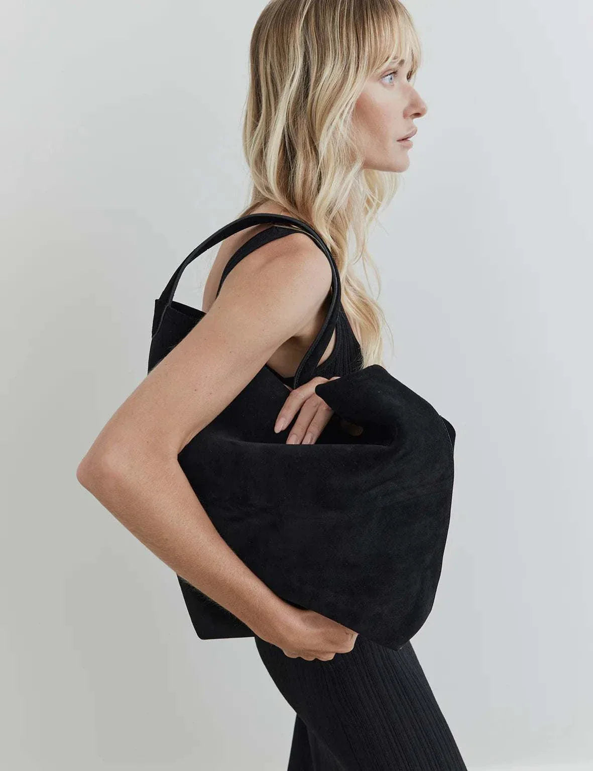 La Tribe Everyday XL Suede Bag Black