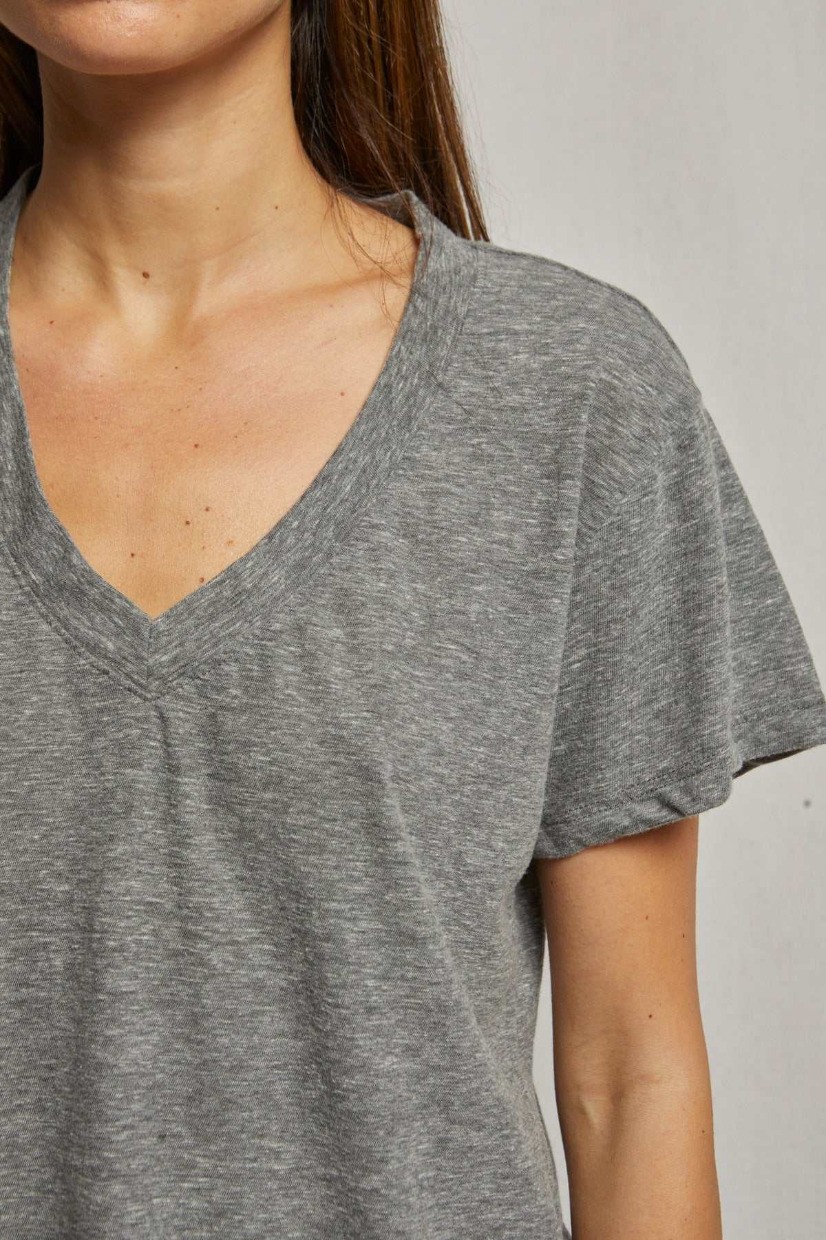 Perfectwhitetee Hendrix Cotton Boxy V Neck Tee Heather Grey