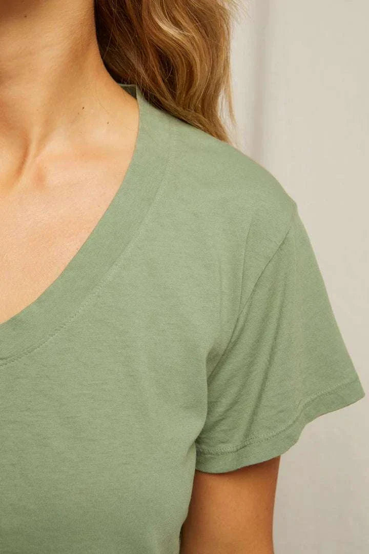 Perfectwhitetee Hendrix Short Sleeve V Neck Aloe