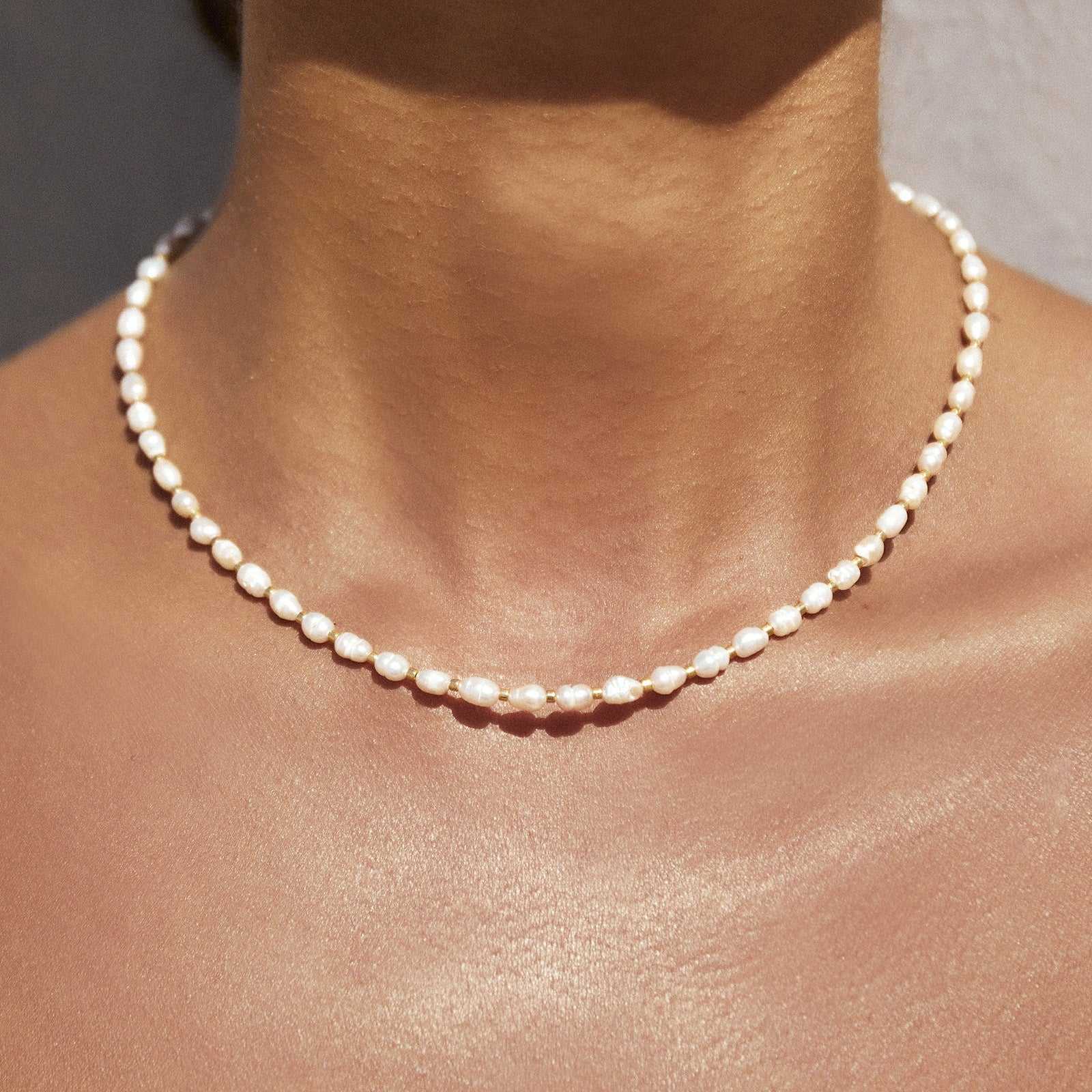 Arms of Eve Bahamas Necklace Gold