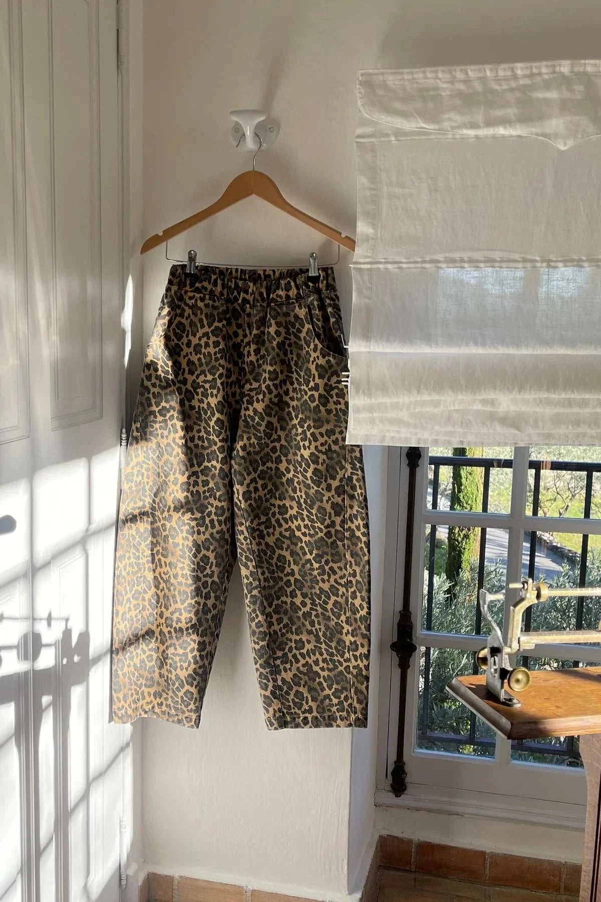Le Bon Shoppe Arc Pants Leopard 