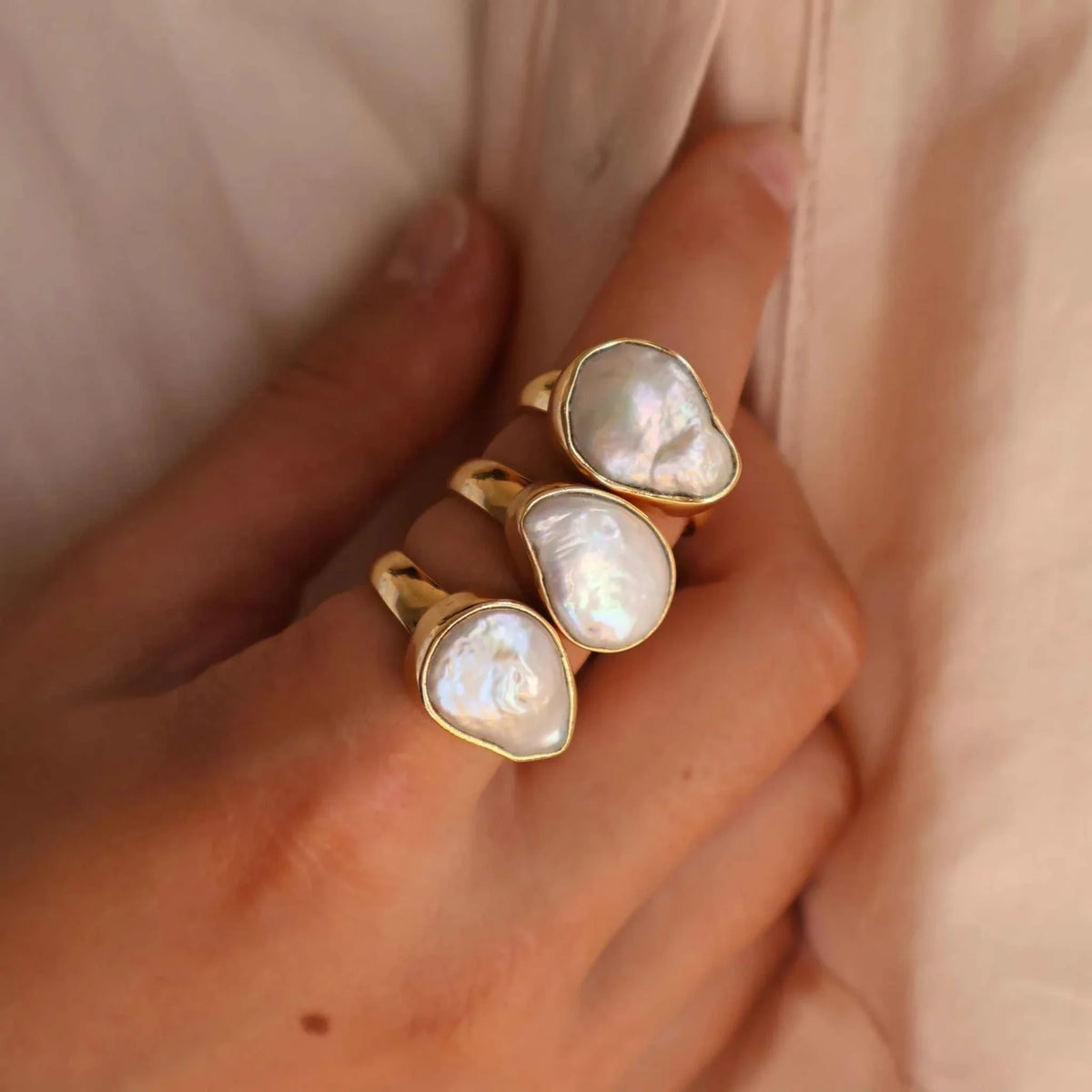 Murkani Of the Sea Baroque Pearl Ring Gold