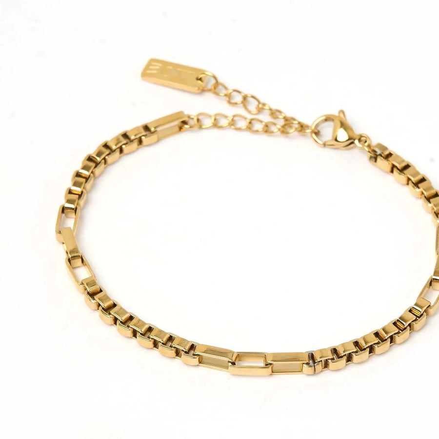 Arms of Eve Juniper Bracelet Gold