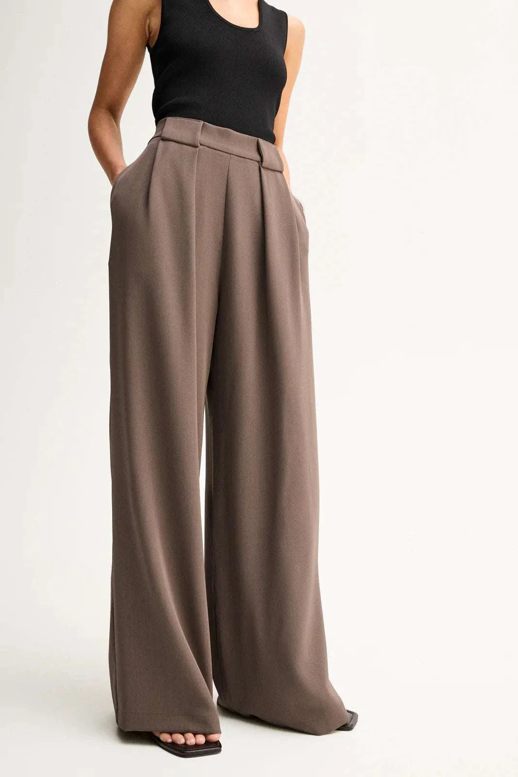 Elka Collective Fleur Pant Taupe