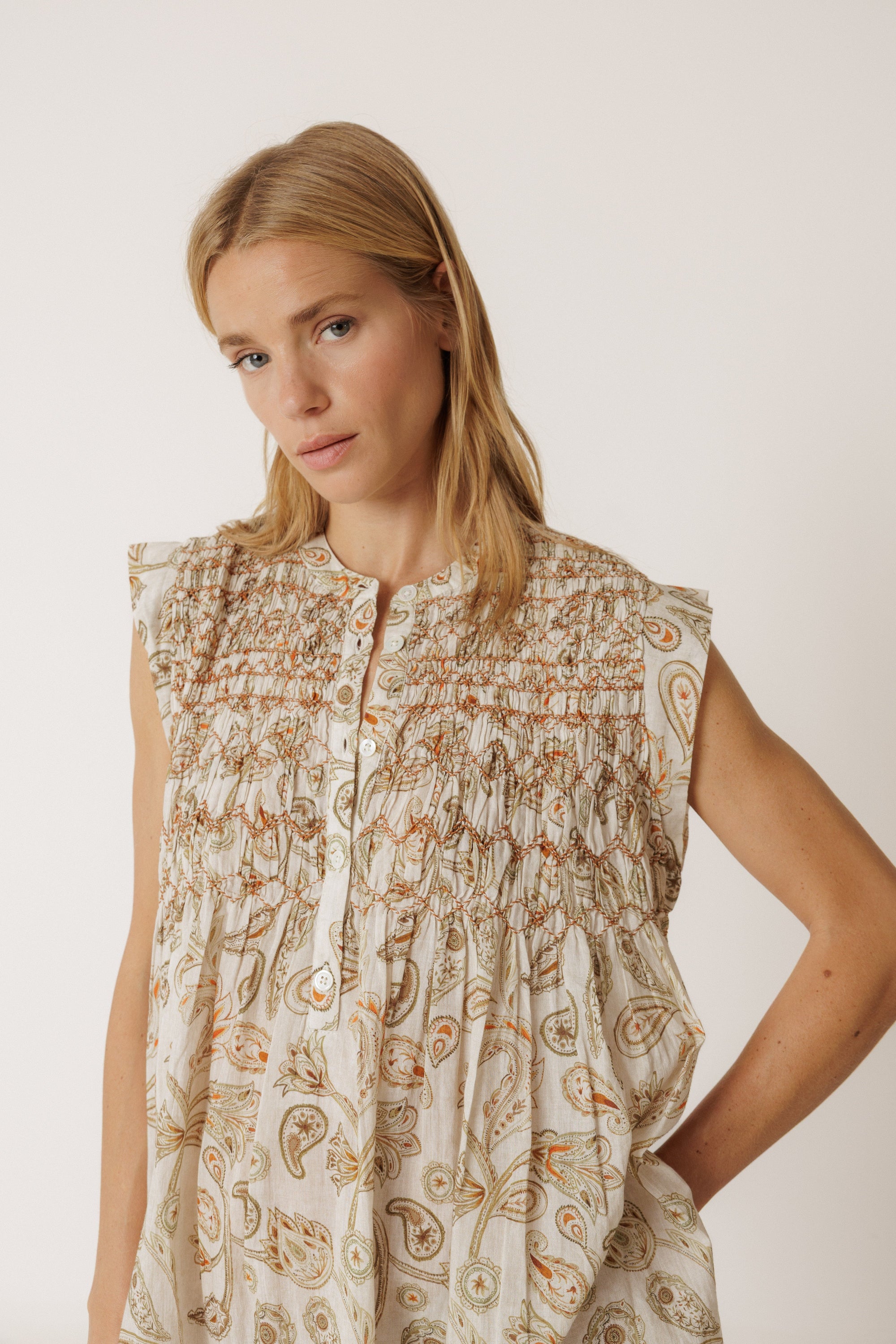Indi and Cold Dress Vestido 703 Khaki