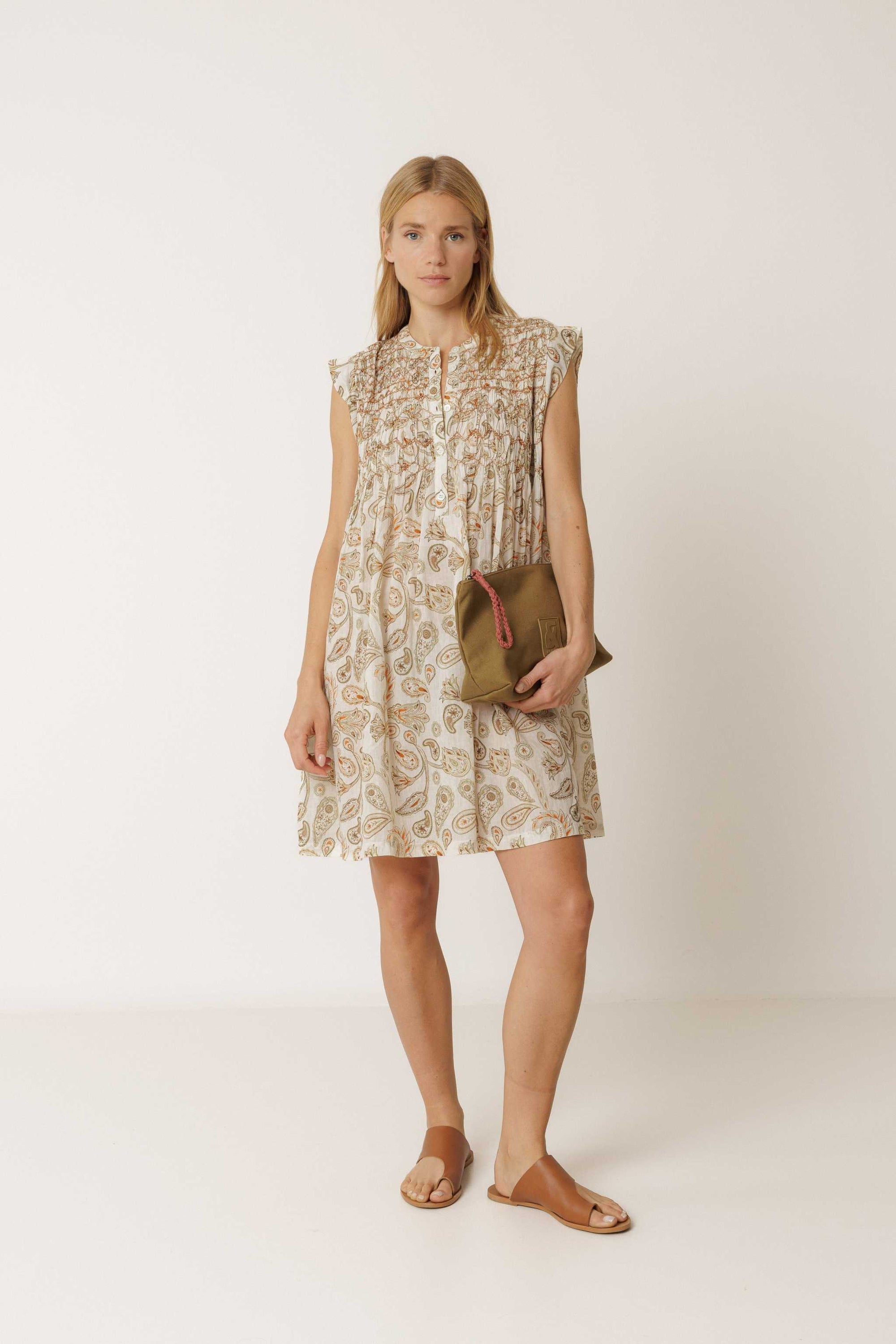 Indi and Cold Dress Vestido 703 Khaki