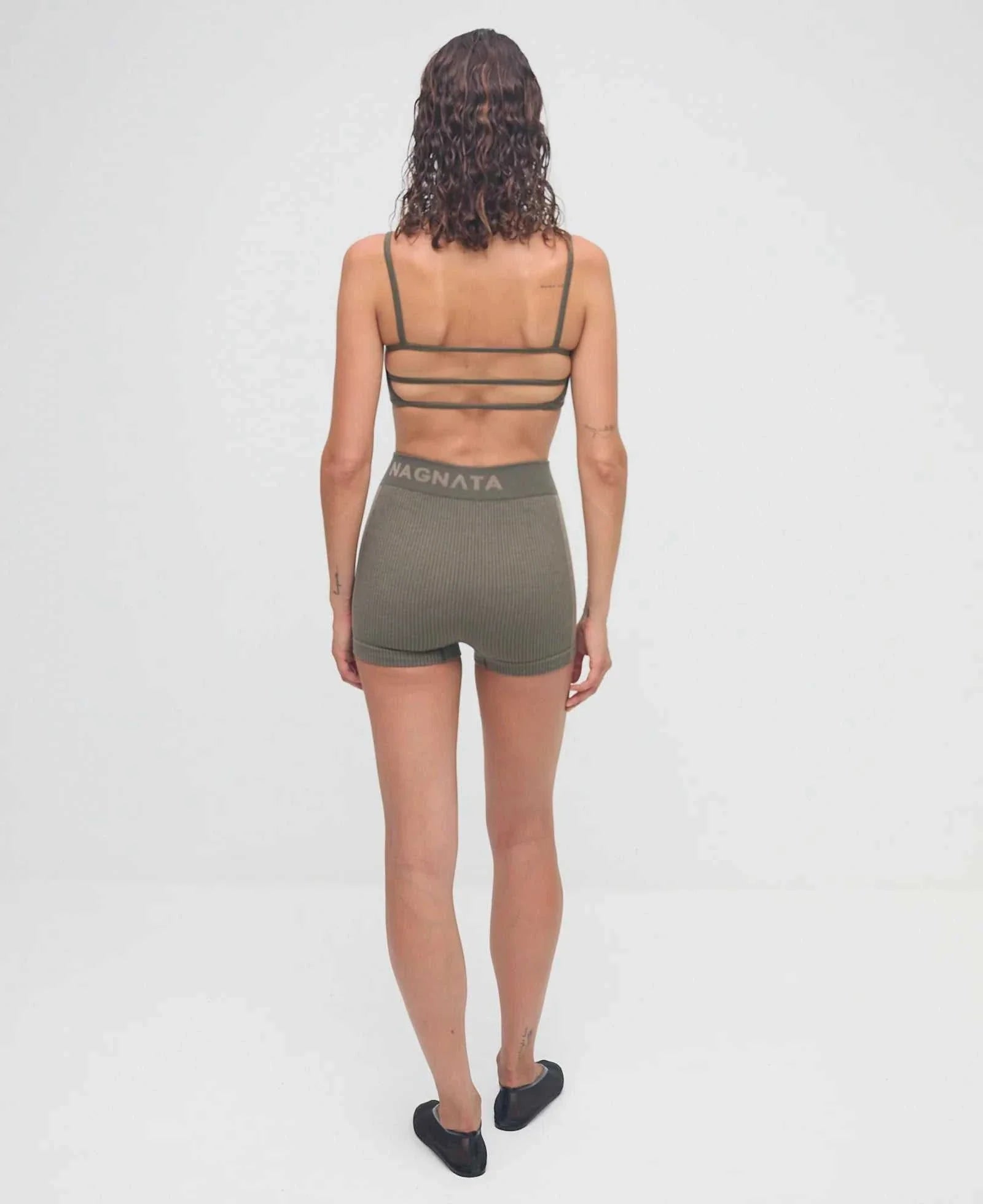 Nagnata Classic Wool Micro Short Grove