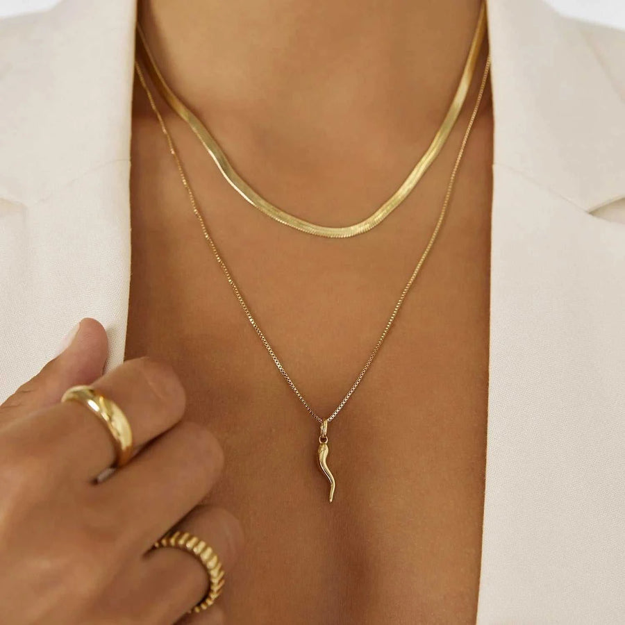 Arms of Eve Cornicello Charm Necklace Gold