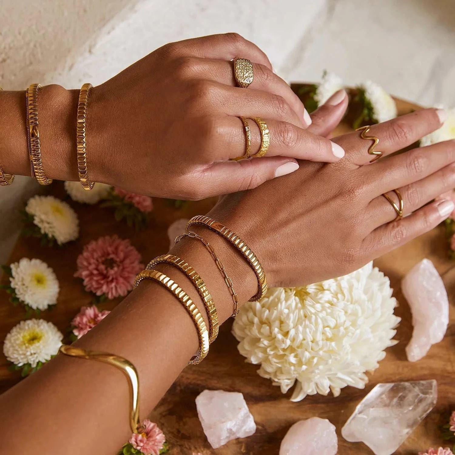 Arms of Eve Silas Bracelet Gold