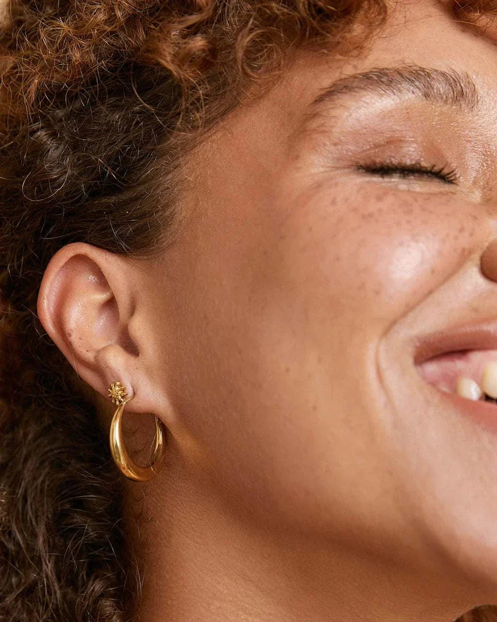 Arms Of Eve Magnolia Gold Studs