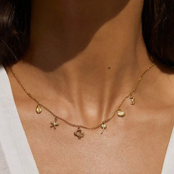 Arms of Eve Ariel Necklace Gold