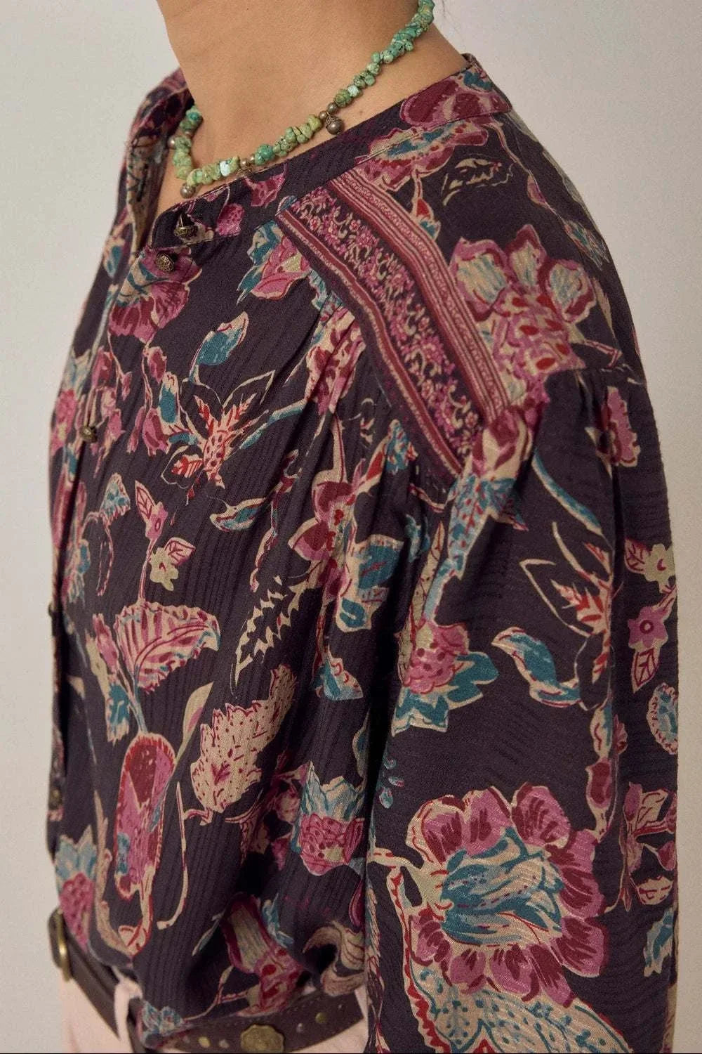Maison Hotel Luna Blouse Wild Iris